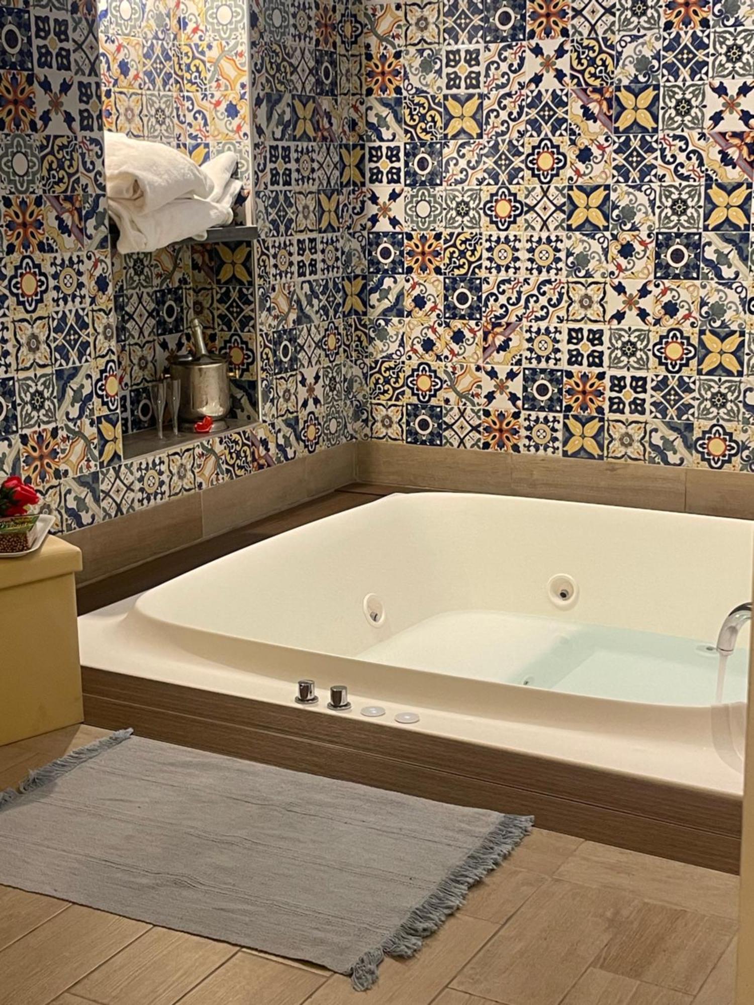 San Nicola Suite & Mini Apartment Sorrento Luaran gambar