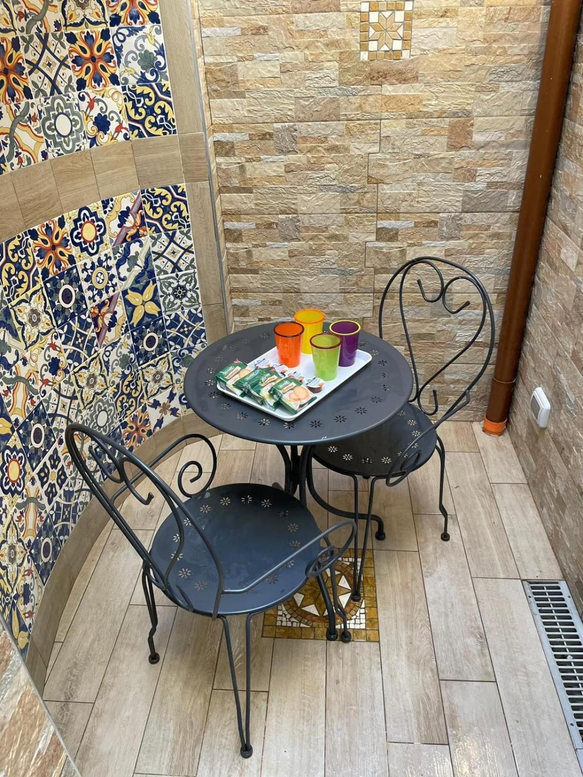 San Nicola Suite & Mini Apartment Sorrento Luaran gambar