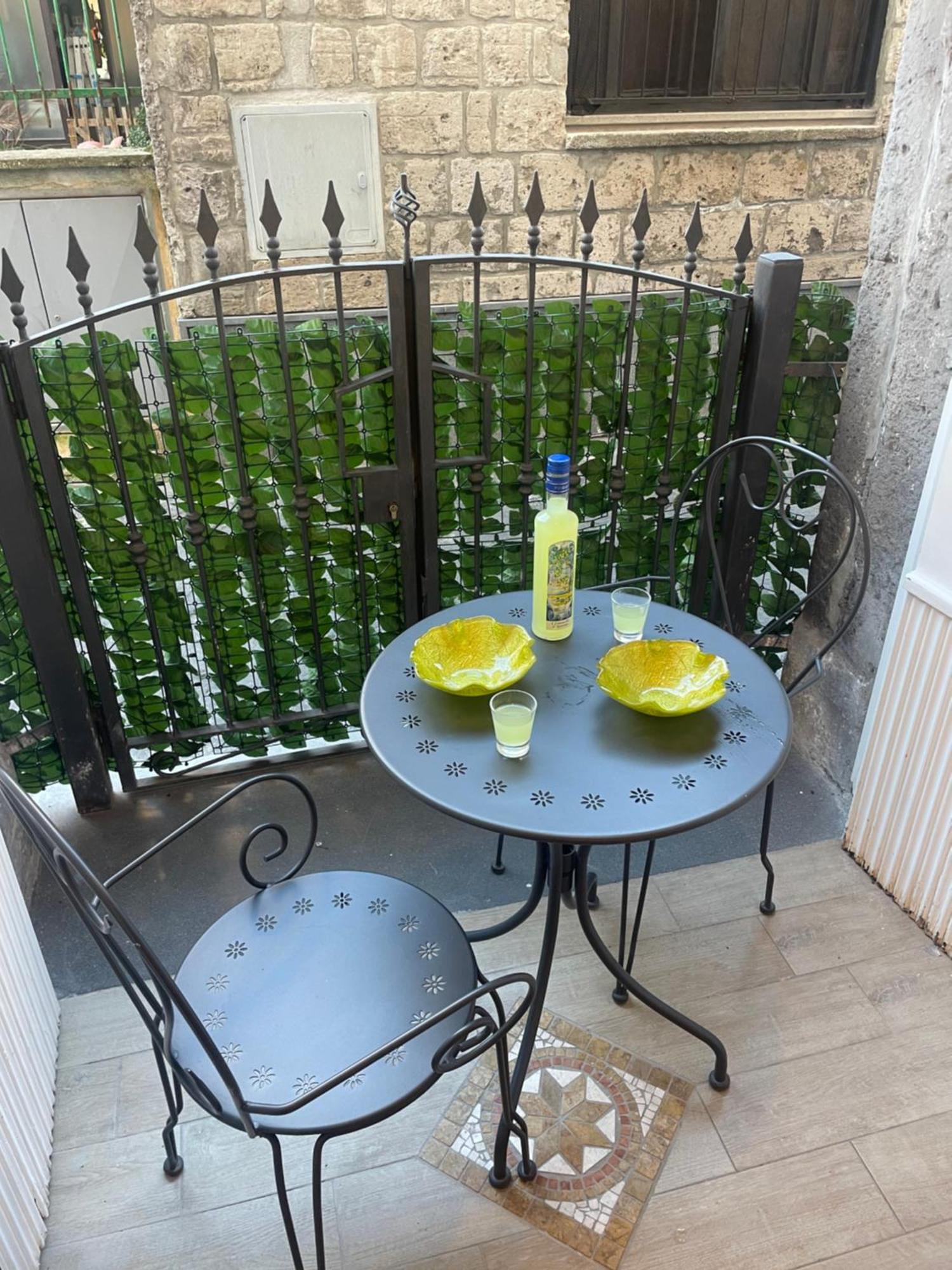 San Nicola Suite & Mini Apartment Sorrento Luaran gambar